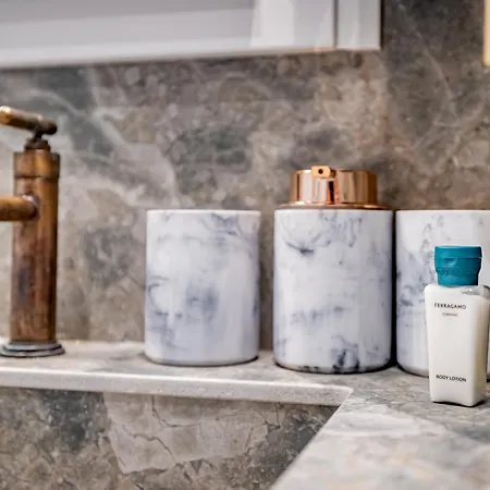 Dimora Collection - Le Logge - Historic Boutique Luxury 4*